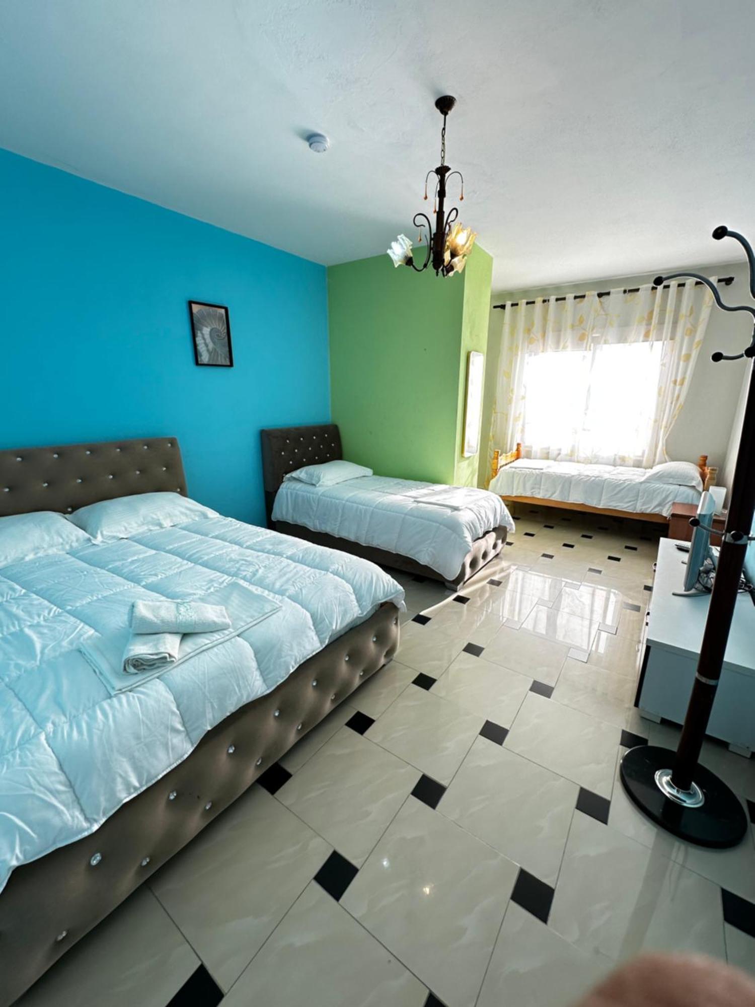 Romance Holiday Garden Inn Durrës 외부 사진