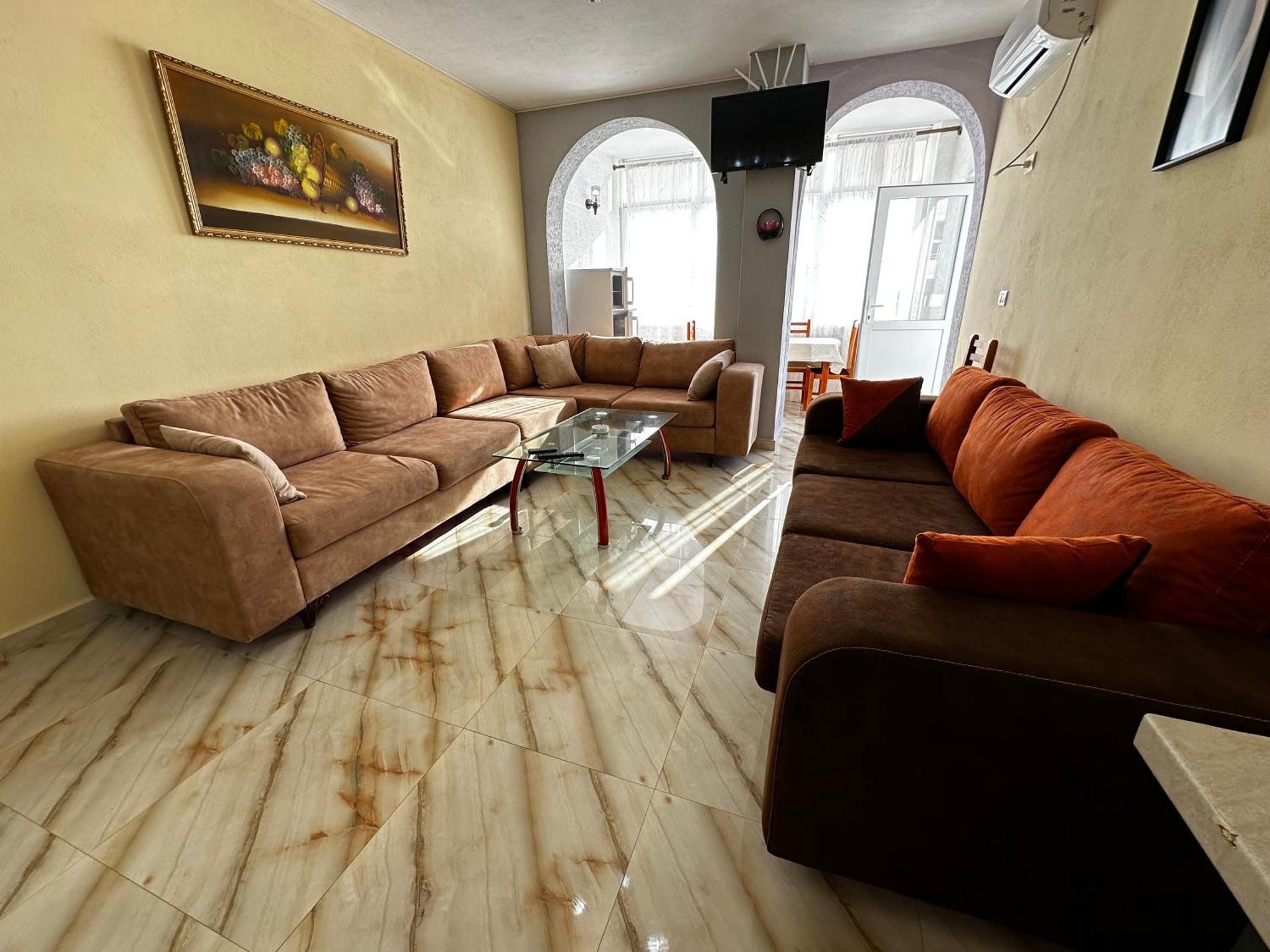 Romance Holiday Garden Inn Durrës 외부 사진